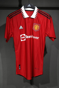 Koszulka piłkarska MANCHESTER UNITED Retro Home 2022/23 #7 Ronaldo Adidas