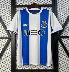 Koszulka piłkarska FC PORTO Retro Home 2017/18 New Balance #8 Brahimi