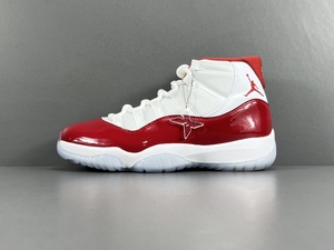 Buty męskie NIKE AIR JORDAN 11 "Varsity Red" CT8012-116