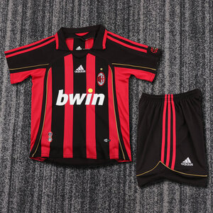 Dziecięcy zestaw piłkarski AC Milan home RETRO 06/07 Adidas (koszulka+spodenki) #3 Maldini
