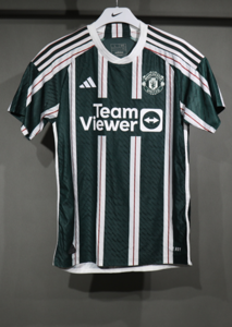 Koszulka piłkarska MANCHESTER UNITED Retro away 2023/24 #8 Fernandes Adidas