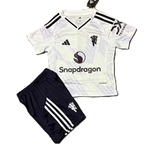 Dziecięcy zestaw piłkarski MANCHESTER UNITED ADIDAS away 25/26 (koszulka+spodenki) #8 Fernandes