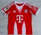 Dziecięcy zestaw piłkarski BAYERN MONACHIUM Home 25/26 Adidas (koszulka, spodenki i getry) Kane roz. 125-135cm