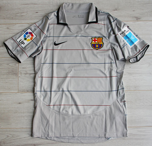 Koszulka piłkarska FC BARCELONA Away 03/04 Retro Nike Ronaldinho. roz.M