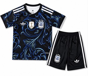 Dziecięcy zestaw piłkarski ARGENTYNA Away World Cup 2026 ADIDAS (koszulka+spodenki) #10 Messi