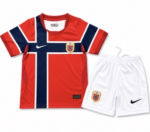 Dziecięcy zestaw piłkarski NORWEGIA Home World Cup 2026 NIKE (koszulka+spodenki) #9 Haaland