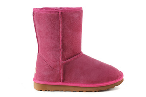 Zimowe buty ŚNIEGOWCE UGG Australia Classic, ciemny różowy , model 5825