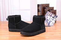 Zimowe buty ŚNIEGOWCE UGG Australia Classic Mini , czarne, model 5854