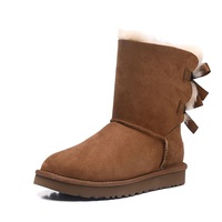 Zimowe buty ŚNIEGOWCE UGG Australia Bailey Bow II , jasne brązowe, model 3280