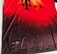 Koszulka piłkarska BAYERN MONACHIUM EA Sports 18/19 ADIDAS Gwiazda Południa