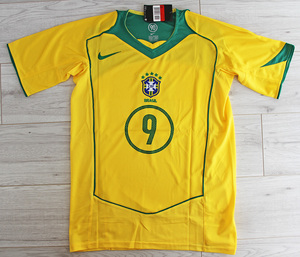 Koszulka piłkarska BRAZYLIA Home Retro 2004 Nike #9 Ronaldo
