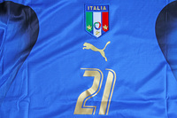 Koszulka piłkarska WŁOCHY Home Retro PUMA World Cup 2006 #21 Pirlo