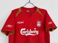 Koszulka piłkarska Liverpool FC Retro Home 2005/06 #8 Gerrard Reebok
