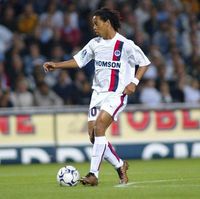 Koszulka piłkarska PSG Away Retro 2002/03 NIKE #10 Ronaldinho