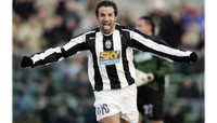 Koszulka piłkarska JUVENTUS FC Retro Home 04/05 Nike #10 Del Piero