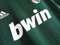 Koszulka piłkarska REAL MADRYT 3rd Retro 2012/13 Adidas #7 Ronaldo