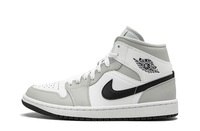 Buty damskie NIKE AIR JORDAN 1 “Light Smoke Grey” BQ6472-015