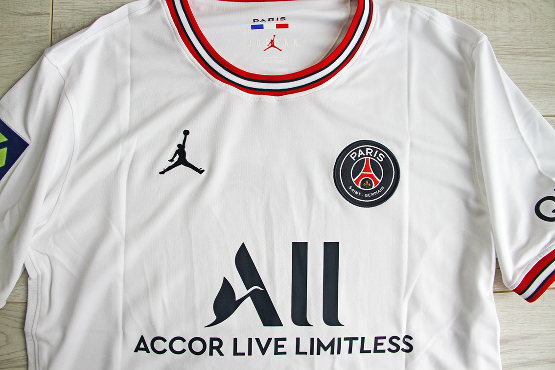 Lionel Messi Paris Saint-Germain Jordan Brand Youth 2021/22 Home Breathe  Stadium Replica Player Jersey 