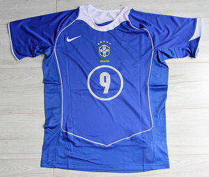 Koszulka piłkarska BRAZYLIA away Retro 2004 Nike #9 Ronaldo