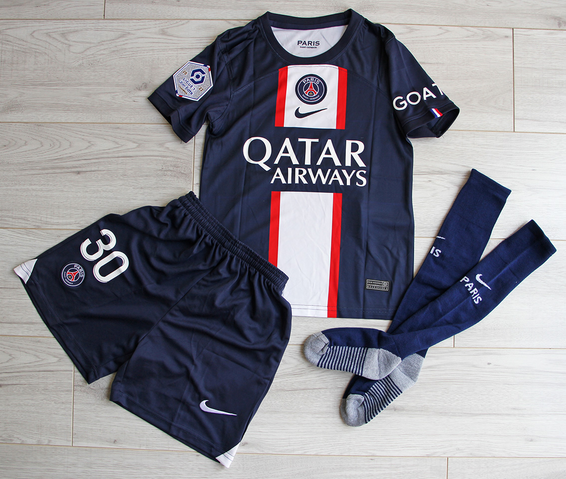 2022/23 PSG UCL Home Jersey #30 Messi 2XL Nike Paris Saint Germain