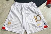Dziecięcy zestaw piłkarski FRANCJA Home 2022/23 NIKE (koszulka+spodenki+getry) #10 MBAPPE