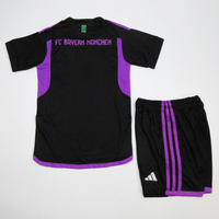 Dziecięcy zestaw piłkarski BAYERN MONACHIUM away 23/24 Adidas (koszulka+spodenki)