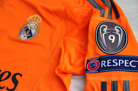 Koszulka piłkarska z długim rękawem REAL MADRYT Away Retro 13/14 Adidas #7 Ronaldo