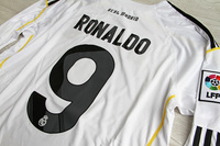 Koszulka piłkarska z długim rękawem REAL MADRYT Home Retro 09/10 Adidas #9 Ronaldo