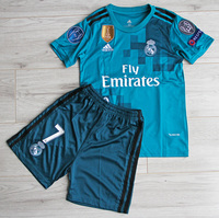 Dziecięcy zestaw piłkarski REAL MADRYT 3rd RETRO 17/18 ADIDAS (koszulka+spodenki) #7 Ronaldo