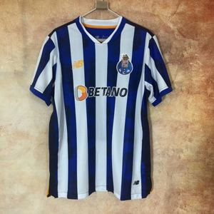 Koszulka piłkarska FC Porto home 24/25 NEW BALANCE #9 Omorodion