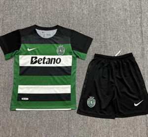 Dziecięcy zestaw piłkarski Sporting Lizbona NIKE home 24/25 (koszulka+spodenki) #9 Gyokeres