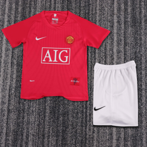 Dziecięcy zestaw piłkarski Manchester United home RETRO 07/08 Nike (koszulka+spodenki) #7 Ronaldo