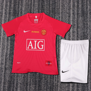 Dziecięcy zestaw piłkarski Manchester United home RETRO final 2008 Nike (koszulka+spodenki) #7 Ronaldo