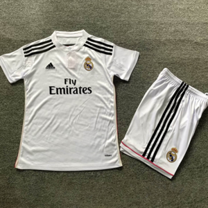 Dziecięcy zestaw piłkarski Real Madryt home RETRO 14/15 Adidas (koszulka+spodenki) #7 Ronaldo