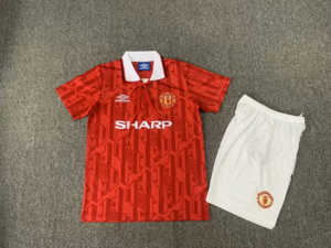 Dziecięcy zestaw piłkarski Manchester United home RETRO 93/94 Umbro(koszulka+spodenki) #7 Cantona